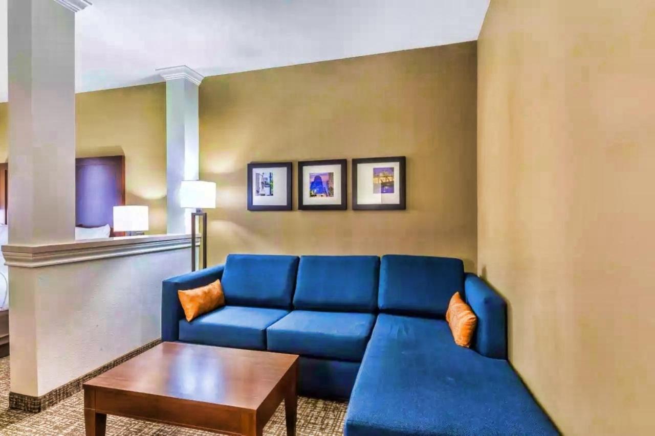 Comfort Suites Houston I45 North Aldine Extérieur photo