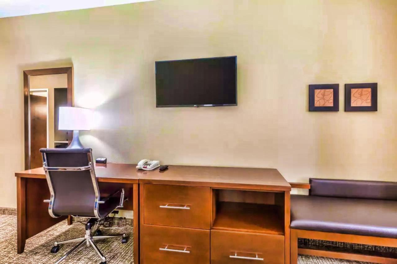 Comfort Suites Houston I45 North Aldine Extérieur photo